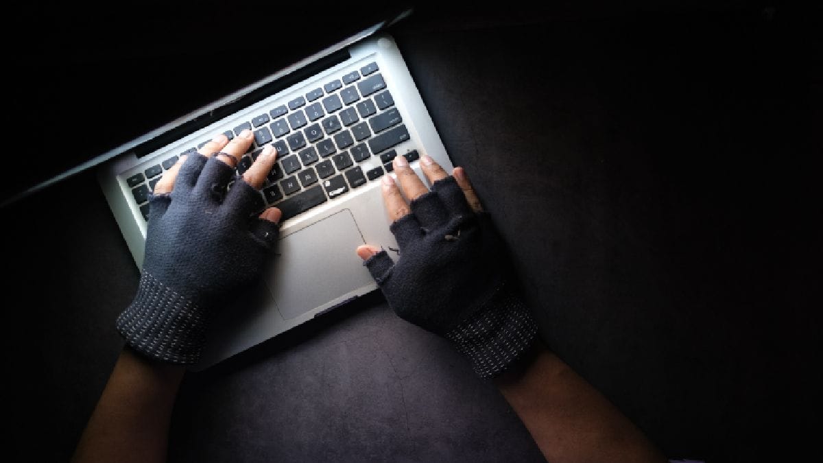 Crypto Scammers Posing as Recruiters: Beware of Fake Job Offers and Malware Threats